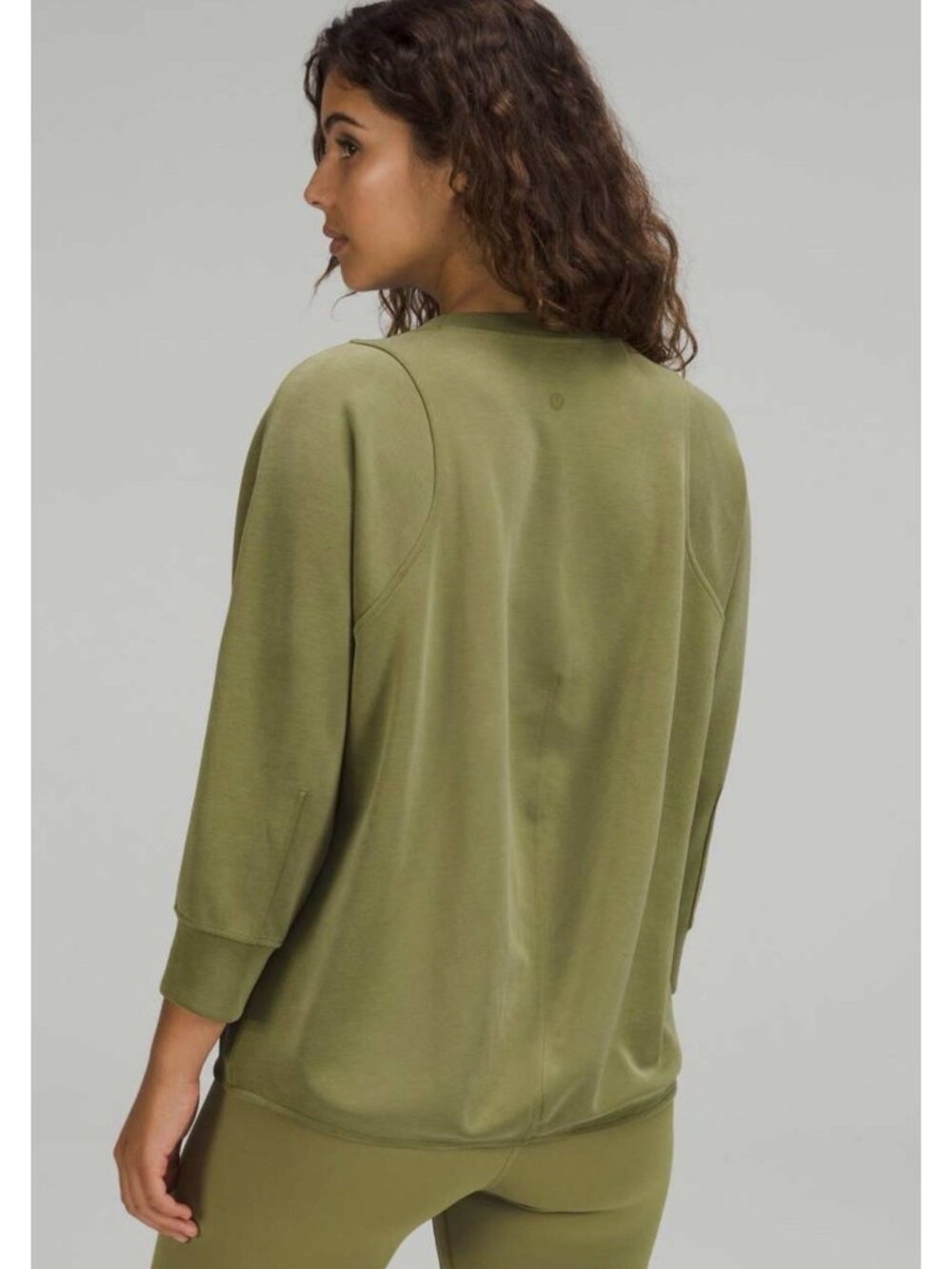 Lululemon Softstreme Draped Crewneck Pullover Crew sz. 8 Bronze Green Avocado